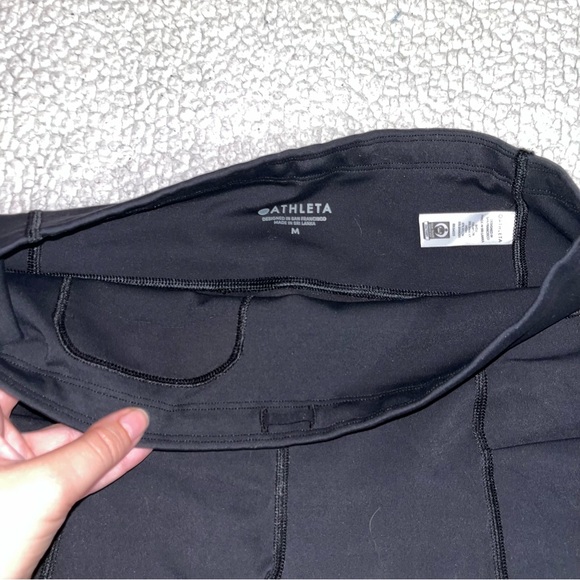 Athleta HR Bike Shorts - Picture 6 of 13